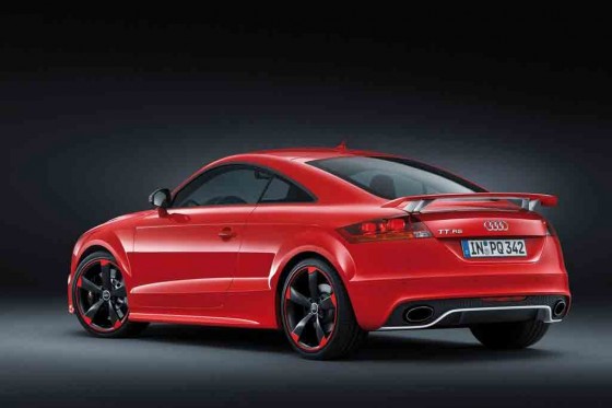 Audi-TT_RS_plus_2013_2